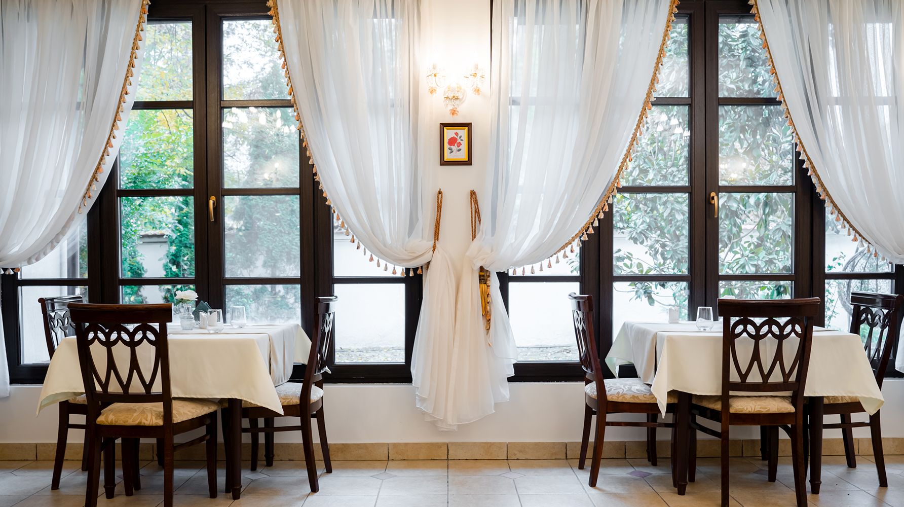 Organizare evenimente Timisoara | Evenimente private Timisoara | Evenimente corporate Timisoara | Sala evenimente Timisoara | Restaurant in Timisoara | Cazare Timisoara | Sala evenimente Timisoara | Organizare Nunti Timisoara | Royal Events Timisoara