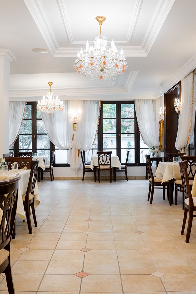 Organizare evenimente Timisoara | Evenimente private Timisoara | Evenimente corporate Timisoara | Sala evenimente Timisoara | Restaurant in Timisoara | Cazare Timisoara | Sala evenimente Timisoara | Organizare Nunti Timisoara | Royal Events Timisoara