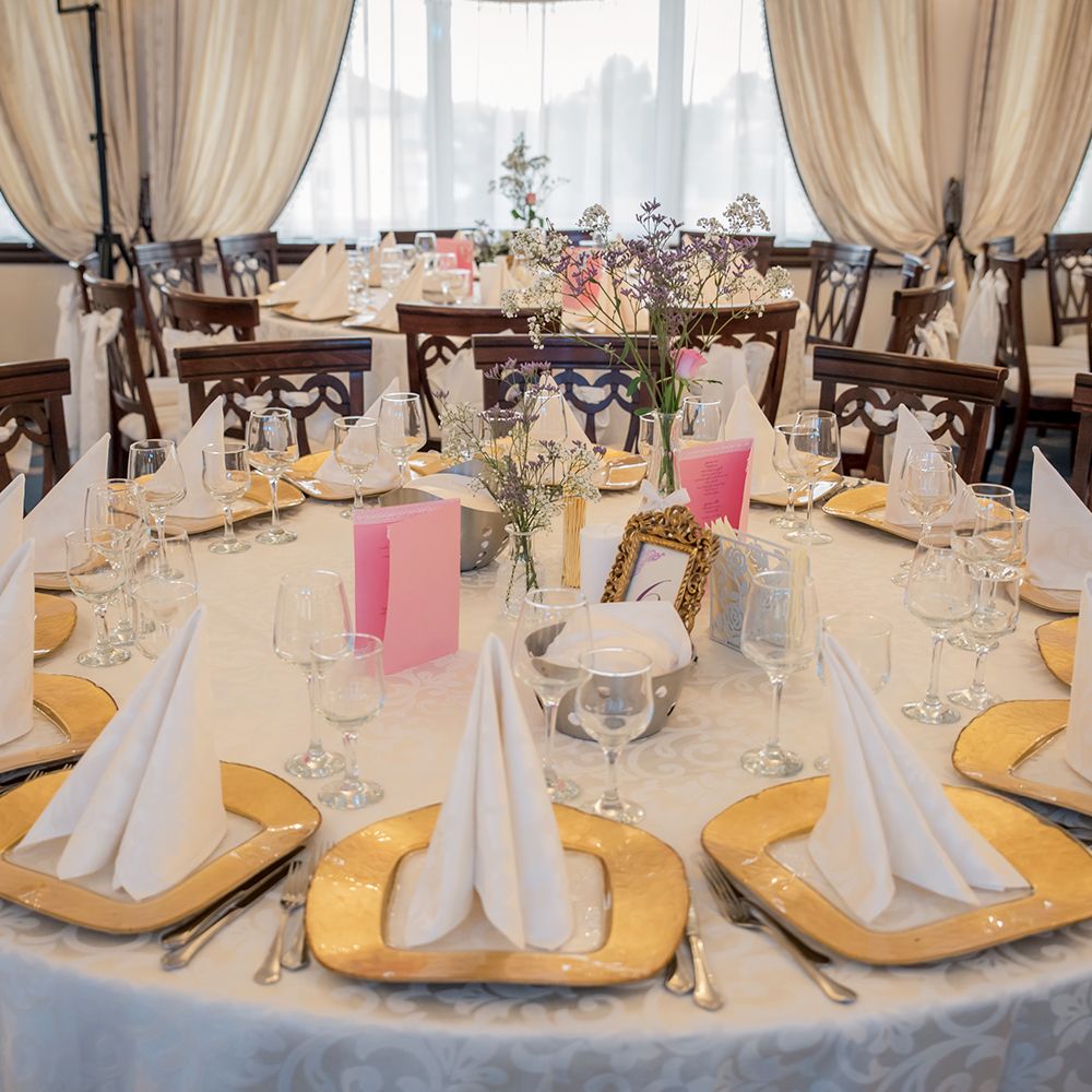 Hotel Royal Plaza | Royal Ballroom Timisoara | Cazare in Timisoara | Oferta cazare in Timisoara | Restaurant in Timisoara | Organizare evenimente Timisoara | Hotel in Timisoara | Timisoara