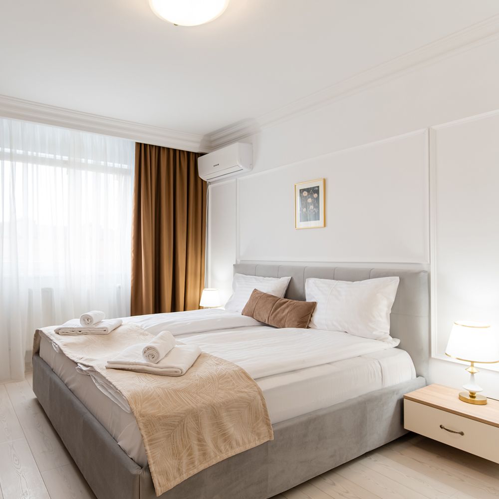 Organizare evenimente Timisoara | Evenimente private Timisoara | Evenimente corporate Timisoara | Sala evenimente Timisoara | Restaurant in Timisoara | Cazare Timisoara | Sala evenimente Timisoara | Organizare Nunti Timisoara | Royal Events Timisoara