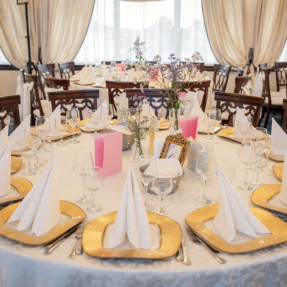 Organizare evenimente Timisoara | Evenimente private Timisoara | Evenimente corporate Timisoara | Sala evenimente Timisoara | Restaurant in Timisoara | Cazare Timisoara | Sala evenimente Timisoara | Organizare Nunti Timisoara | Royal Events Timisoara