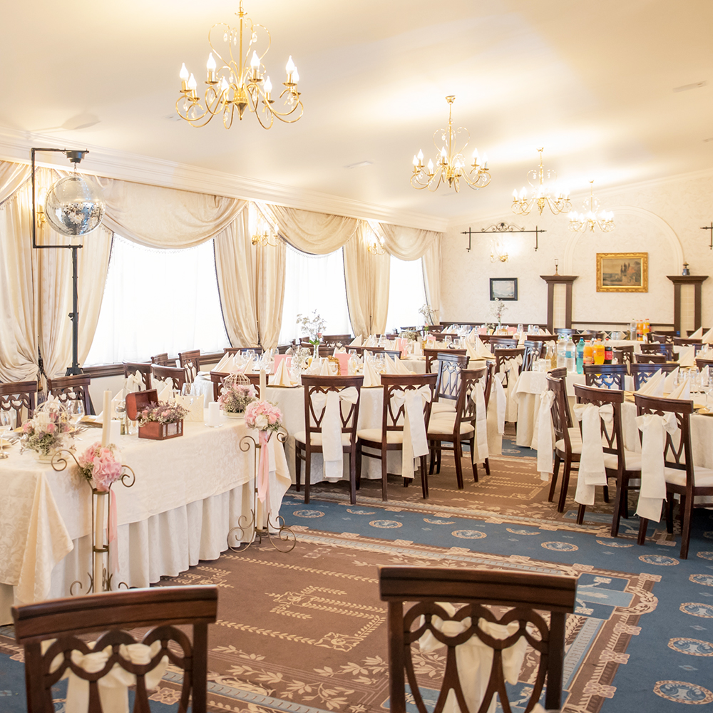Organizare evenimente Timisoara | Evenimente private Timisoara | Evenimente corporate Timisoara | Sala evenimente Timisoara | Restaurant in Timisoara | Cazare Timisoara | Sala evenimente Timisoara | Organizare Nunti Timisoara | Royal Events Timisoara