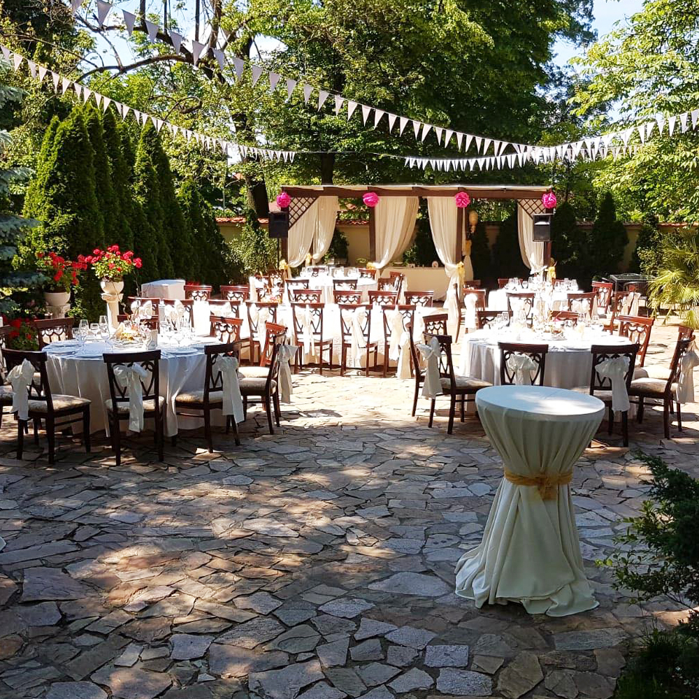 Organizare evenimente Timisoara | Evenimente private Timisoara | Evenimente corporate Timisoara | Sala evenimente Timisoara | Restaurant in Timisoara | Cazare Timisoara | Sala evenimente Timisoara | Organizare Nunti Timisoara | Royal Events Timisoara