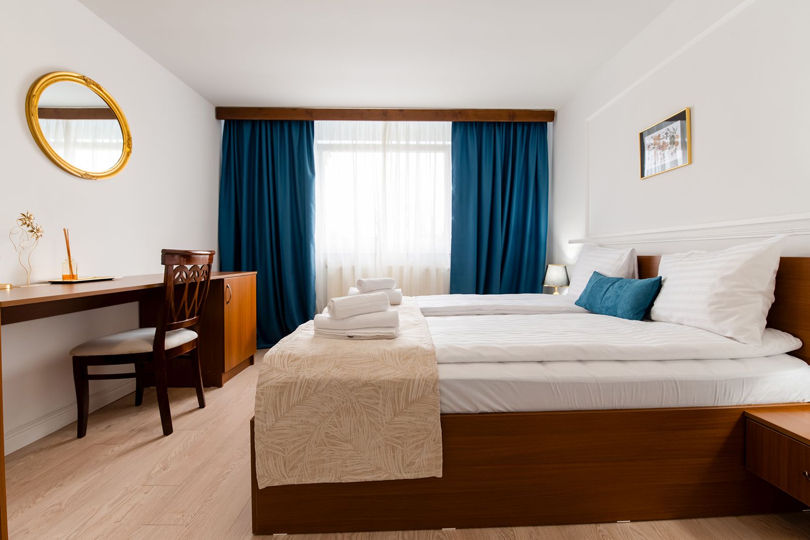 Organizare evenimente Timisoara | Evenimente private Timisoara | Evenimente corporate Timisoara | Sala evenimente Timisoara | Restaurant in Timisoara | Cazare Timisoara | Sala evenimente Timisoara | Organizare Nunti Timisoara | Royal Events Timisoara