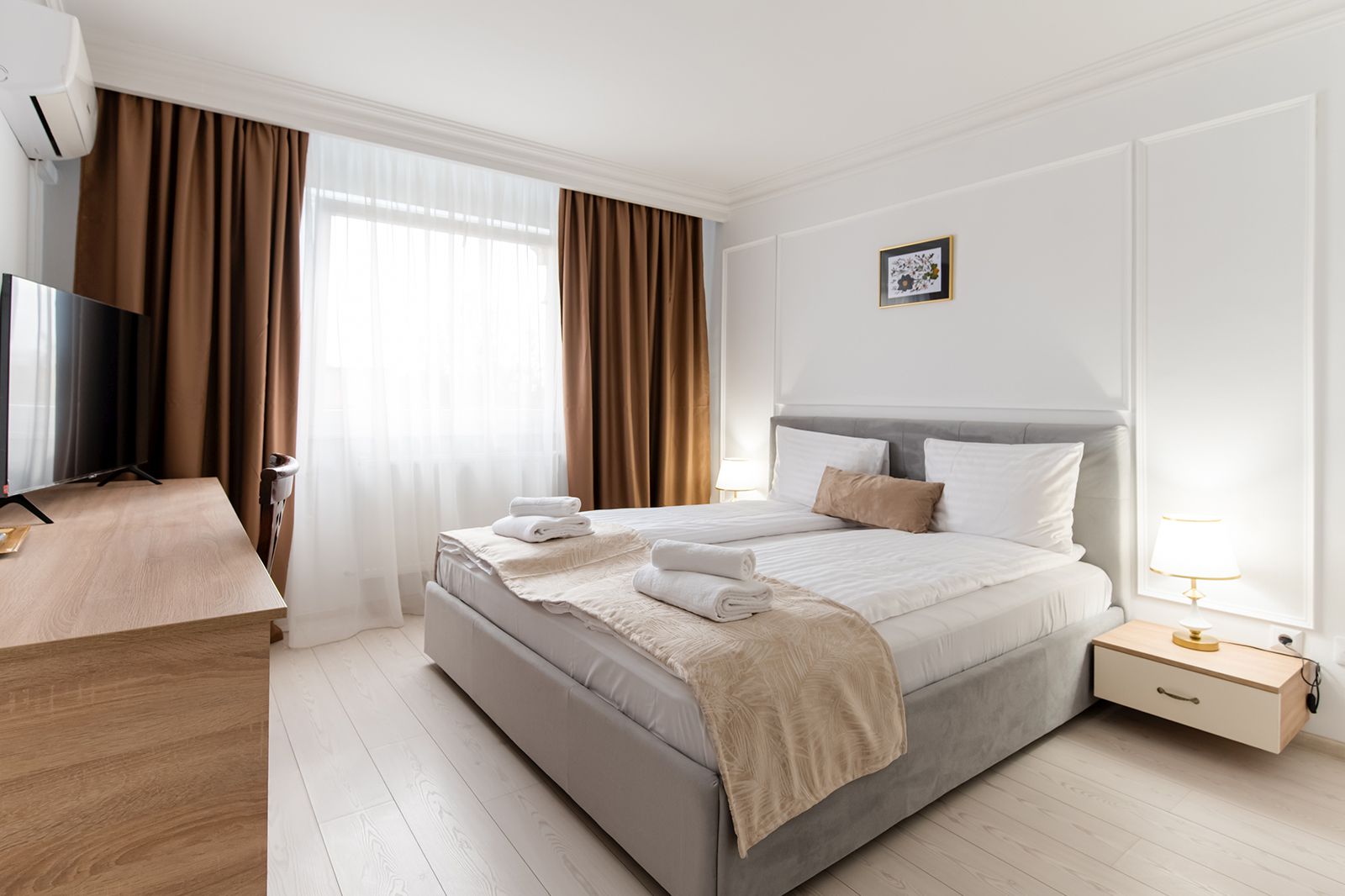Organizare evenimente Timisoara | Evenimente private Timisoara | Evenimente corporate Timisoara | Sala evenimente Timisoara | Restaurant in Timisoara | Cazare Timisoara | Sala evenimente Timisoara | Organizare Nunti Timisoara | Royal Events Timisoara